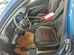2021 Hyundai Elantra 240TGDi DCT LUX Premium, синий — фото 15