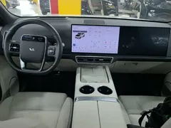 2025 Li Auto L9 Smart Refresh, белый — фото 10