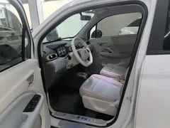 2024 Leapmotor T03 EV 310 Comfort, белый — фото 16