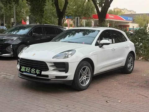 2021 Porsche Macan 2.0T