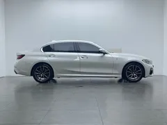 2022 BMW 3 Series 325Li M Sport Package, белый — фото 9