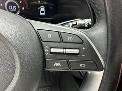 2022 Hyundai Elantra 1.5L CVT LUX Premium, белый — фото 9