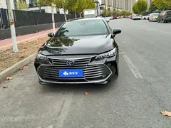 2019 Toyota Avalon Hybrid 2.5L Luxury, чёрный — фото 2