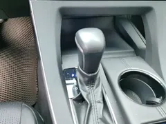 2019 Toyota Avalon Hybrid 2.5L Luxury, чёрный — фото 16