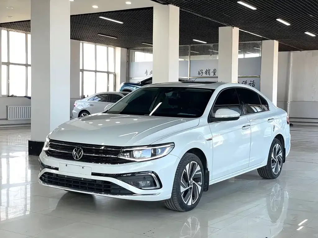 2023 Volkswagen Bora 280TSI DSG