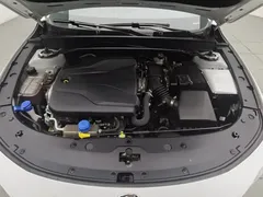 2023 Changan UNI-V 1.5T Premium, белый — фото 6