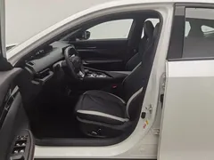 2023 Changan UNI-V 1.5T Premium, белый — фото 10