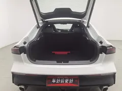 2023 Changan UNI-V 1.5T Premium, белый — фото 16