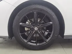 2023 Changan UNI-V 1.5T Premium, белый — фото 17