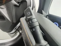 2023 Changan UNI-V 1.5T Premium, белый — фото 21