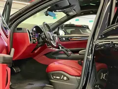 2022 Porsche Cayenne 3.0T Platinum, чёрный — фото 6