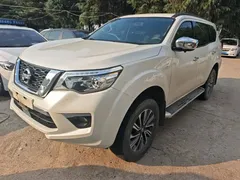 2020 Nissan Terra 2.5L XL Upper AT 2WD Luxury, белый — фото 2