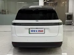 2025 Li Auto i8 Standard, белый — фото 5