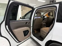 2025 Li Auto i8 Standard, белый — фото 13