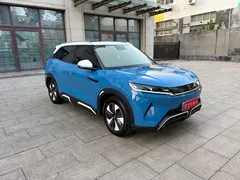 2024 BYD Yuan UP EV 401km Exceed, белый — фото 3