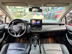2022 Toyota Corolla 1.8L Hybrid E-CVT, белый — фото 11
