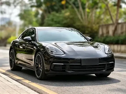 2023 Porsche Panamera 2.9T