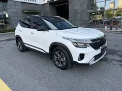 2023 Kia Seltos 1.5L CVT Luxury, белый — фото 8
