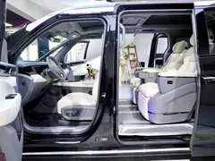2024 Zeekr 009 6-Seat Executive 4WD 108kWh, чёрный — фото 15