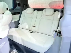 2024 Zeekr 009 6-Seat Executive 4WD 108kWh, чёрный — фото 22