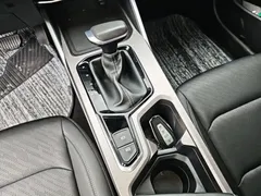 2022 Geely Emgrand 4th Gen 1.5L CVT Premium — фото 14