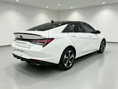 2022 Hyundai Elantra 240TGDi DCT TOP Flagship, белый — фото 3