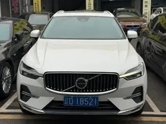 2023 Volvo XC60 4WD Luxury, белый — фото 2