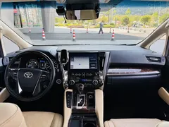 2021 Toyota Alphard Hybrid 2.5L Luxury, белый — фото 22