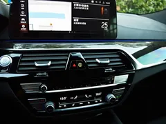 2021 BMW 6 Series GT 630i M Sport Package — фото 12