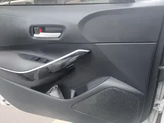 2021 Toyota Corolla Hybrid 1.8L E-CVT Elite, белый — фото 7