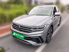 2022 Volkswagen Tiguan L 330TSI AT 2WD R-Line — фото 1