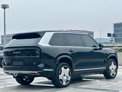 2025 Zeekr 9X Hyper 70kWh 6-seat, чёрный — фото 11