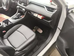 2021 Toyota RAV4 2.0L CVT 4WD Fashion, белый — фото 19