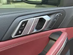 2022 BMW X6, чёрный — фото 11