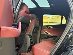 2022 BMW X6, чёрный — фото 17
