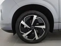 2025 BYD Sealion 06 DM-i PHEV 205 Pro — фото 17