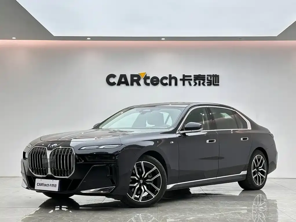 2023 BMW 7 Series 735Li M Sport Package