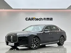 2023 BMW 7 Series 735Li M Sport Package, чёрный — фото 1