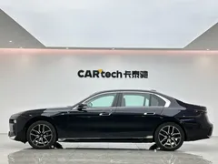2023 BMW 7 Series 735Li M Sport Package, чёрный — фото 2