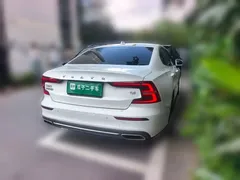 2021 Volvo S60 T4 Luxury, белый — фото 4