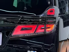 2023 Toyota Vellfire Hybrid 2.5L HV Ultimate, чёрный — фото 10