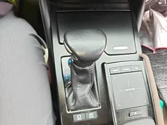 2021 Lexus ES 300h Hybrid Premium, белый — фото 14