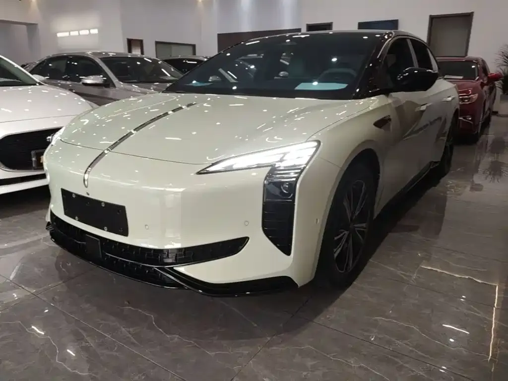 2024 Hongqi EH7 600 Pro Glory