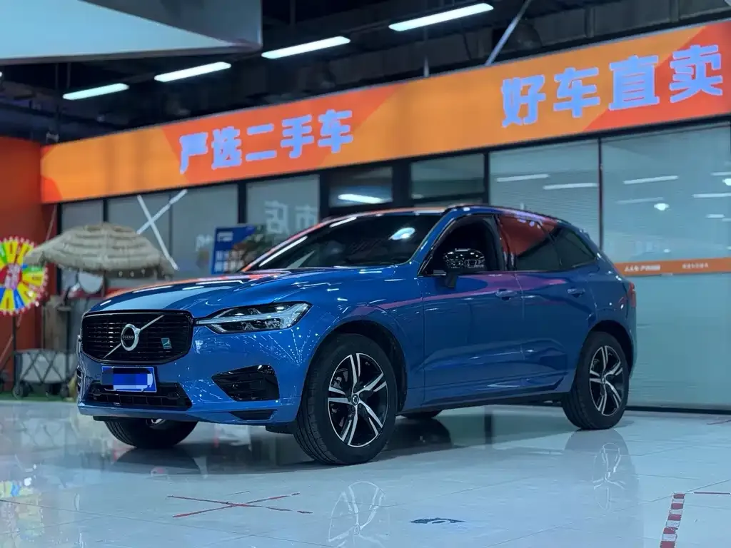2021 Volvo XC60 4WD Sport