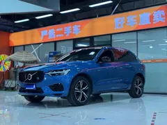 2021 Volvo XC60 4WD Sport, синий — фото 1