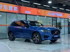 2021 Volvo XC60 4WD Sport, синий — фото 3