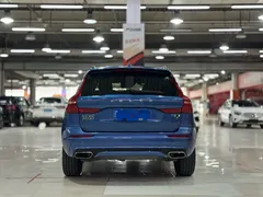 2021 Volvo XC60 4WD Sport, синий — фото 4