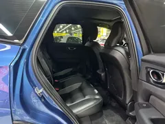2021 Volvo XC60 4WD Sport, синий — фото 12