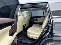 2022 Toyota Highlander 380T 4WD Premium 7-seat, чёрный — фото 18