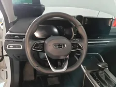 2023 Geely Emgrand 4th Gen Champion 1.5L CVT Premium, белый — фото 6